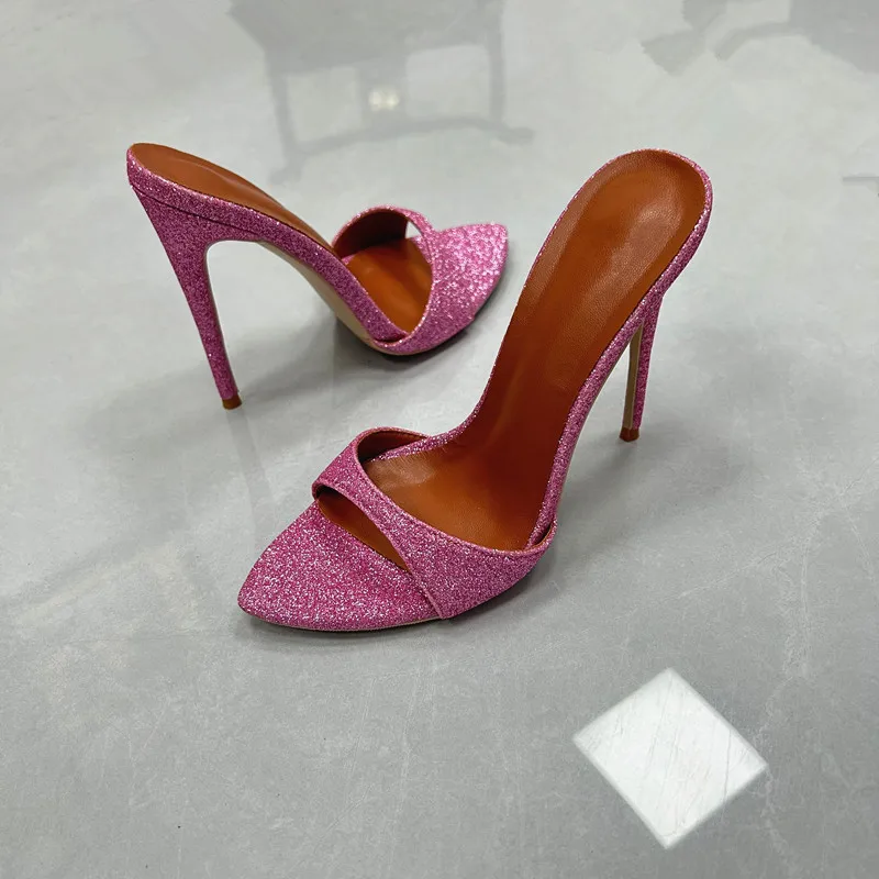 Блестящие розовые женские тапочки с острым носком, летние босоножки на очень тонком высоком каблуке 12 см/10 см
Блестящие розовые женские тапочки с острым носком, летние босоножки на очень тонком высоком каблуке 12 см/10 см