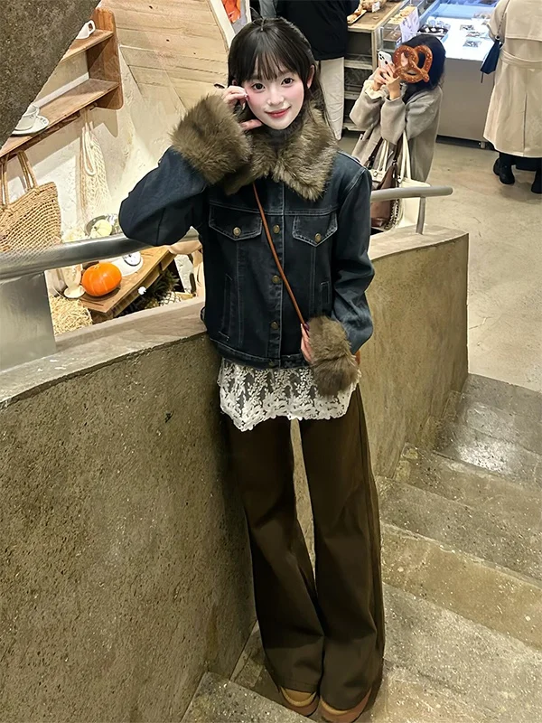 Korean Retro Fur Collar Denim Jacket Women's Autumn Winter New Style Loose Slimming Thick Short Cotton Top Commute Style
Korean Retro Fur Collar Denim Jacket Women's Autumn Winter New Style Loose Slimming Thick Short Cotton Top Commute Style