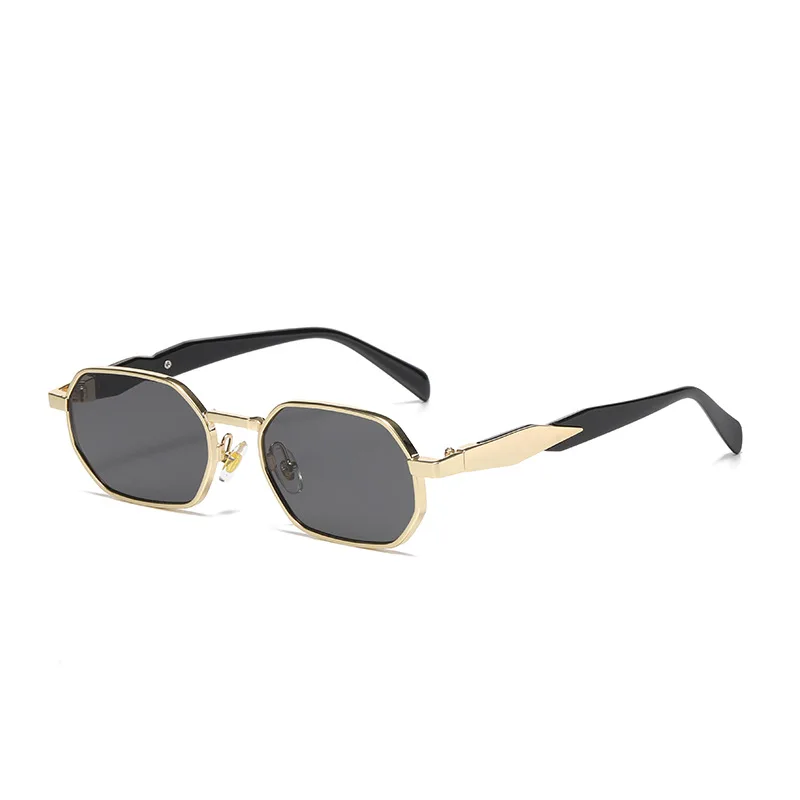 Fashion Polygonal Metal Small Frame Sunglasses Women Men Retro Street Shopping Travel Sun Glasses UV400 protection Female DF6109
Fashion Polygonal Metal Small Frame Sunglasses Women Men Retro Street Shopping Travel Sun Glasses UV400 protection Female DF6109