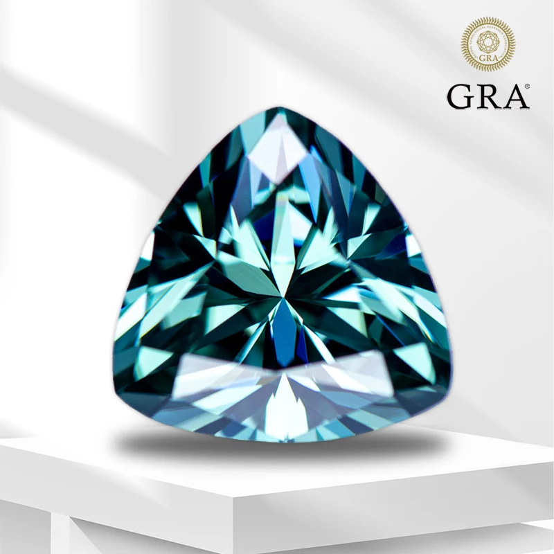 Moissanite Gemstone Trillyon Cut Primary Color Emerald Green Lab Grown Diamond for DIY Jewelry Making Materials with GRA Report
Moissanite Gemstone Trillyon Cut Primary Color Emerald Green Lab Grown Diamond for DIY Jewelry Making Materials with GRA Report
