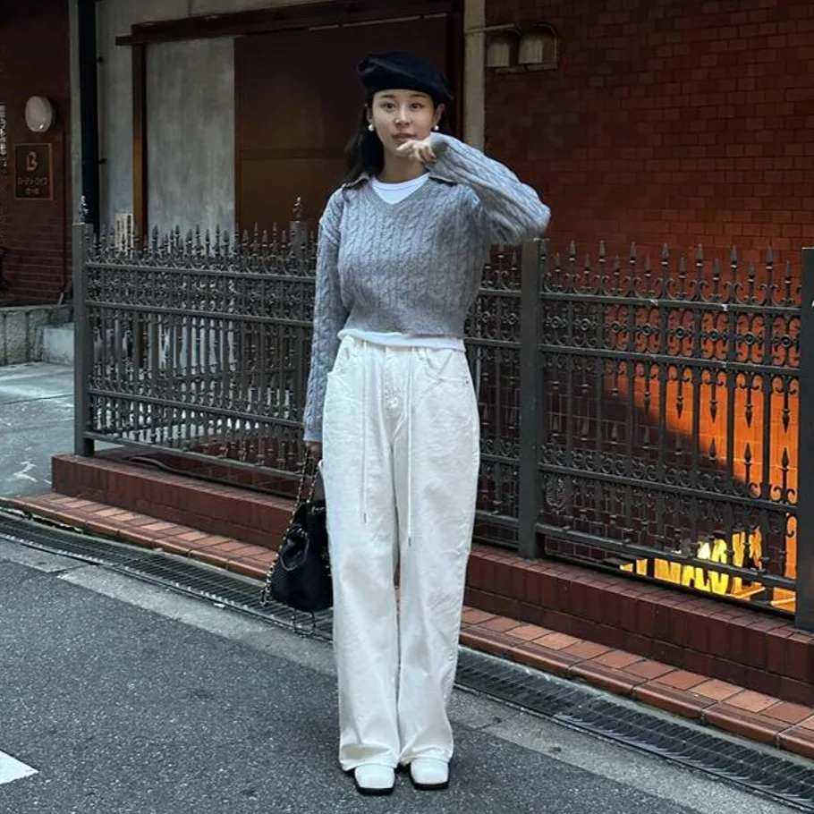 Loose Wide Leg Jeans Waist Adjustment Casual Style Natural Waist Long Pants Denim Fabric Four Seasons Universal Adult Loose Fit
Loose Wide Leg Jeans Waist Adjustment Casual Style Natural Waist Long Pants Denim Fabric Four Seasons Universal Adult Loose Fit