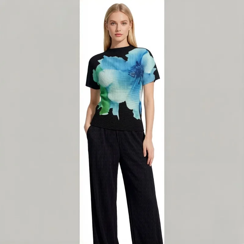 Miyake Pleated T-Shirt Short Sleeve 2026 Chun Women's High-End Printed Black Slim Fit Pleated Casual High Elasticity Elegant Top
Miyake Pleated T-Shirt Short Sleeve 2026 Chun Women's High-End Printed Black Slim Fit Pleated Casual High Elasticity Elegant Top