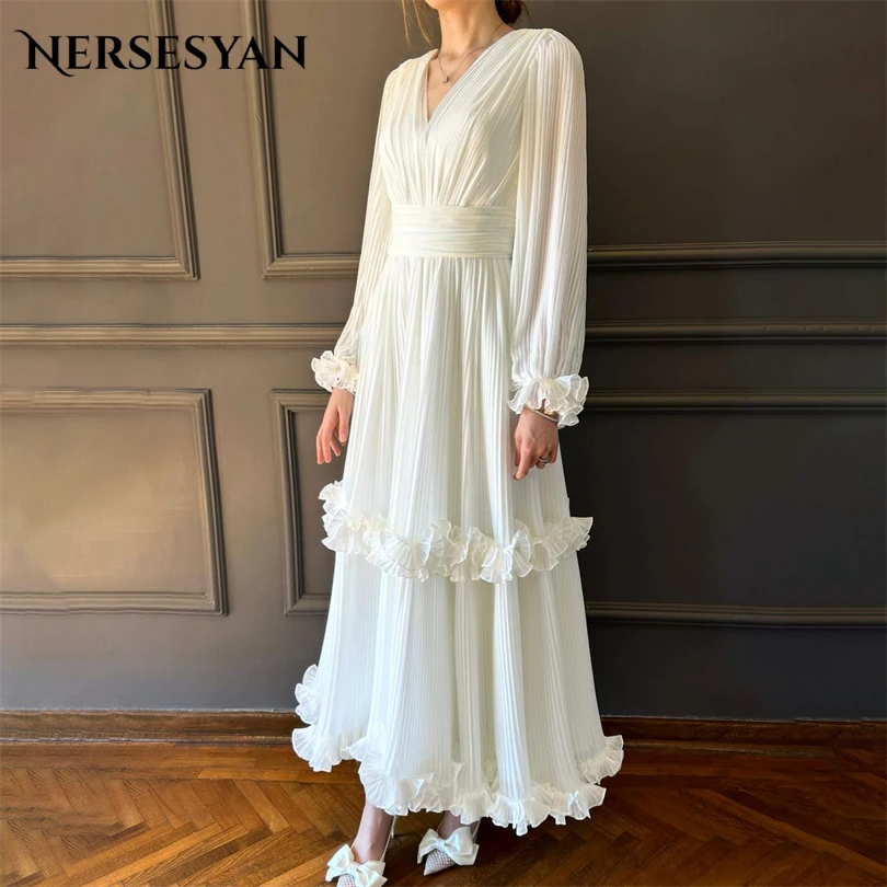 Nersesyan Elegant Chiffon A Line Evening Gowns Ruffled Pleats Long Sleeves Homecoming Prom Dresses Sexy V-Neck 2023 Party Gown
Nersesyan Elegant Chiffon A Line Evening Gowns Ruffled Pleats Long Sleeves Homecoming Prom Dresses Sexy V-Neck 2023 Party Gown