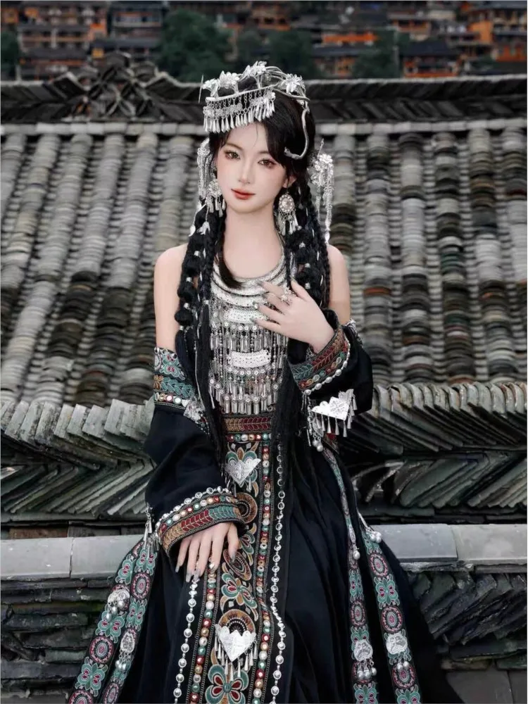 New black exotic and ethnic clothing travel portrait photography women's suit
New black exotic and ethnic clothing travel portrait photography women's suit
