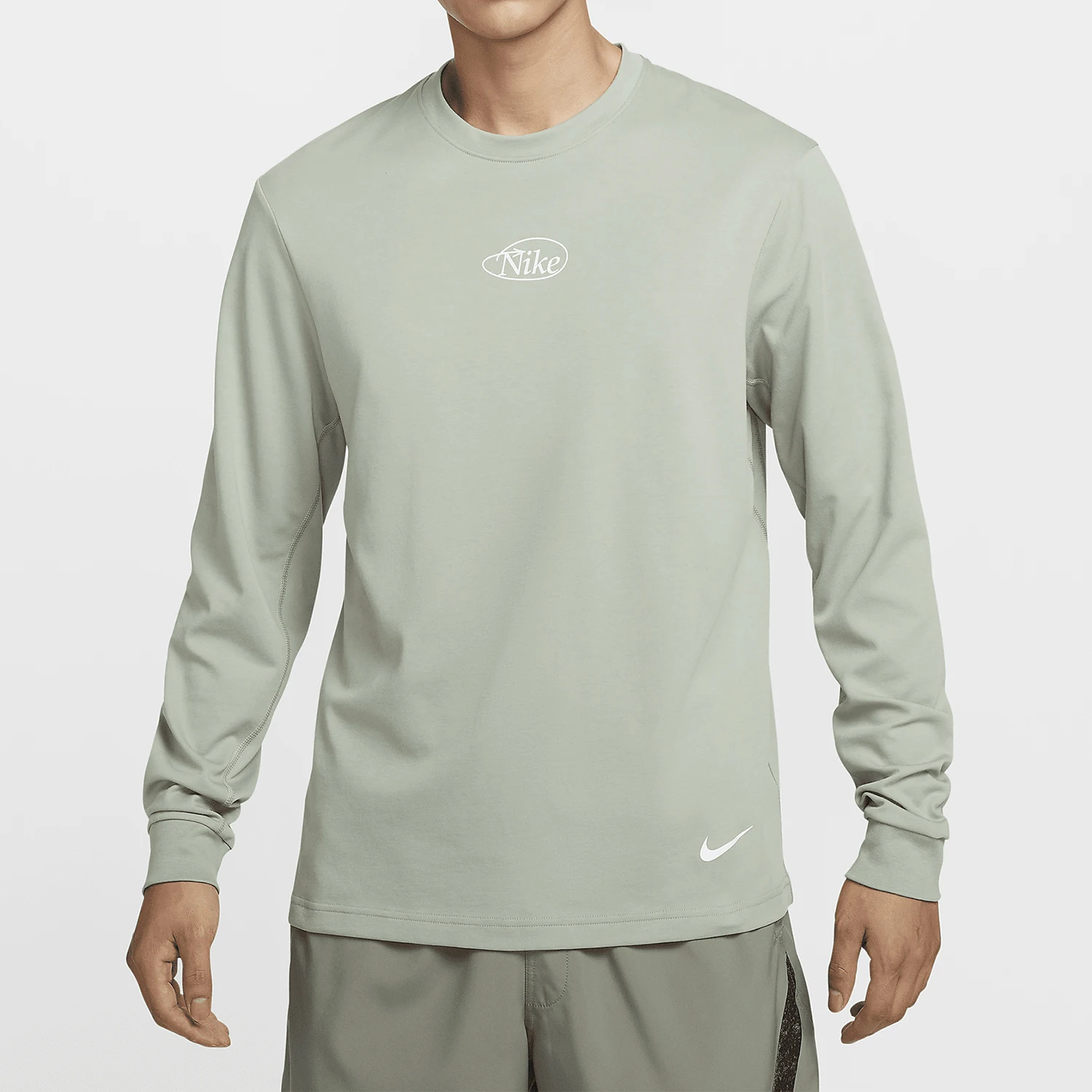 Nike genuine genuine Primary Dri-FIT Men's Round Neck Printed Long Sleeve HQ4736-370
Nike genuine genuine Primary Dri-FIT Men's Round Neck Printed Long Sleeve HQ4736-370