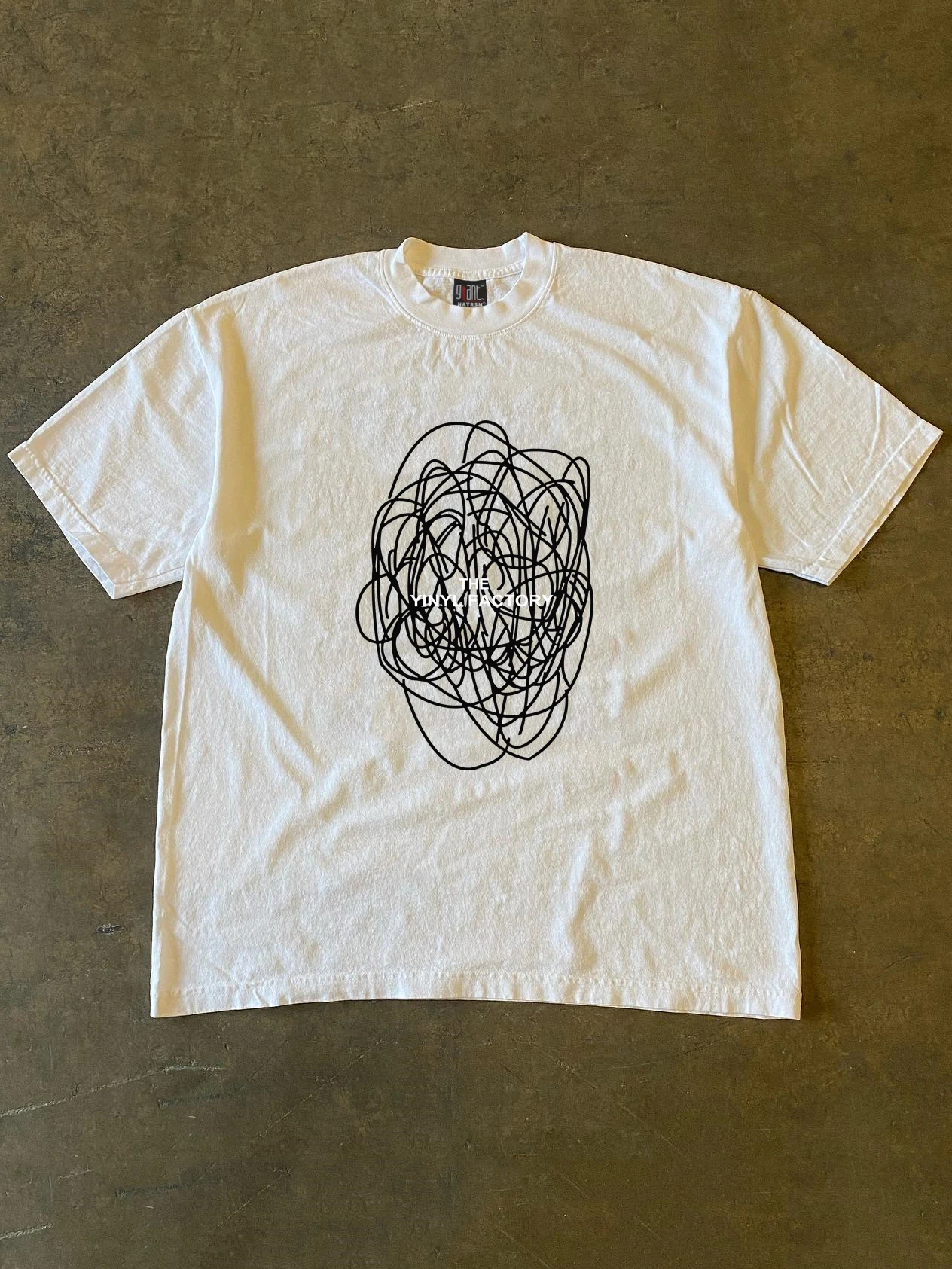 Heavyweight Pure Cotton Short Sleeve T-Shirt Men's Women's Graffiti Print Casual Comfortable Breathable Cotton Tee
Heavyweight Pure Cotton Short Sleeve T-Shirt Men's Women's Graffiti Print Casual Comfortable Breathable Cotton Tee