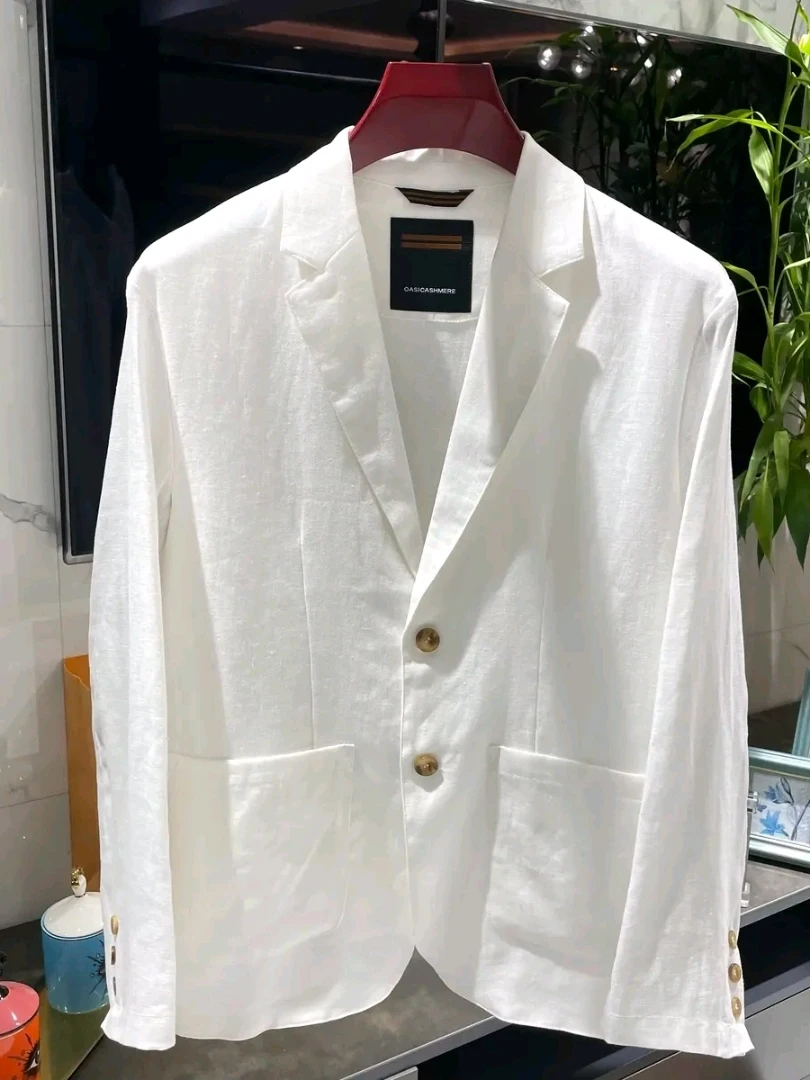 High Quality Linen Blend Men's Casual Fashionable Spring Summer Suit Trendy Button Decorated Standard Fit Long Sleeve Jacket
High Quality Linen Blend Men's Casual Fashionable Spring Summer Suit Trendy Button Decorated Standard Fit Long Sleeve Jacket