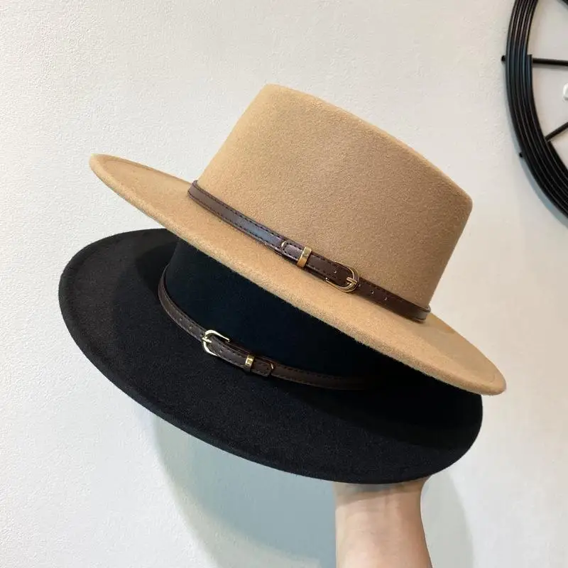 2025 New Men Fedoras Unisex jazz hat Autumn Spring woolen Blend Caps Flat Top Bowler Hats Chapeau Hats Outdoor Casual Hat
2025 New Men Fedoras Unisex jazz hat Autumn Spring woolen Blend Caps Flat Top Bowler Hats Chapeau Hats Outdoor Casual Hat
