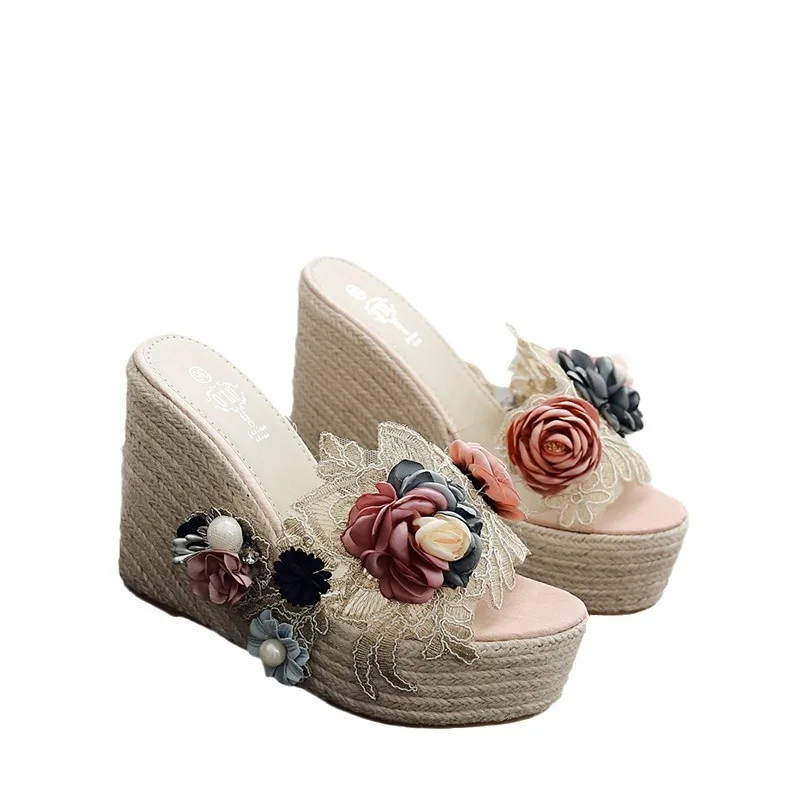 Colorful Lace Flower 12cm High Square Heels 5cm Platform Pumps Summer Designer Slippers Rope Muffin Slides Elegant Luxury Shoes
Colorful Lace Flower 12cm High Square Heels 5cm Platform Pumps Summer Designer Slippers Rope Muffin Slides Elegant Luxury Shoes