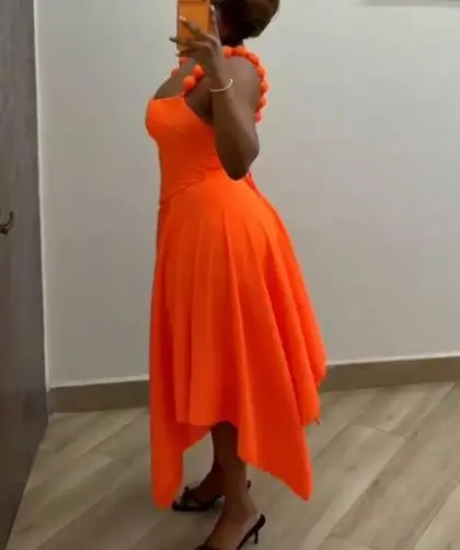 2026 Elegant Sexy 2 Piece Sets Outfits Autumn New Women's Clothing Sweet and Fresh Solid Color Tank Top High Waisted Skirt Set
2026 Elegant Sexy 2 Piece Sets Outfits Autumn New Women's Clothing Sweet and Fresh Solid Color Tank Top High Waisted Skirt Set