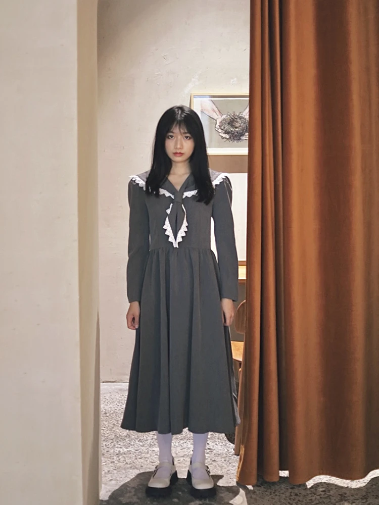 New Autumnal Grey Long Sleeve Uniform Style Dress Naval Collar Jk Uniform Long Dress Commute Style mid Waist Zipper Closure A...
New Autumnal Grey Long Sleeve Uniform Style Dress Naval Collar Jk Uniform Long Dress Commute Style mid Waist Zipper Closure A...