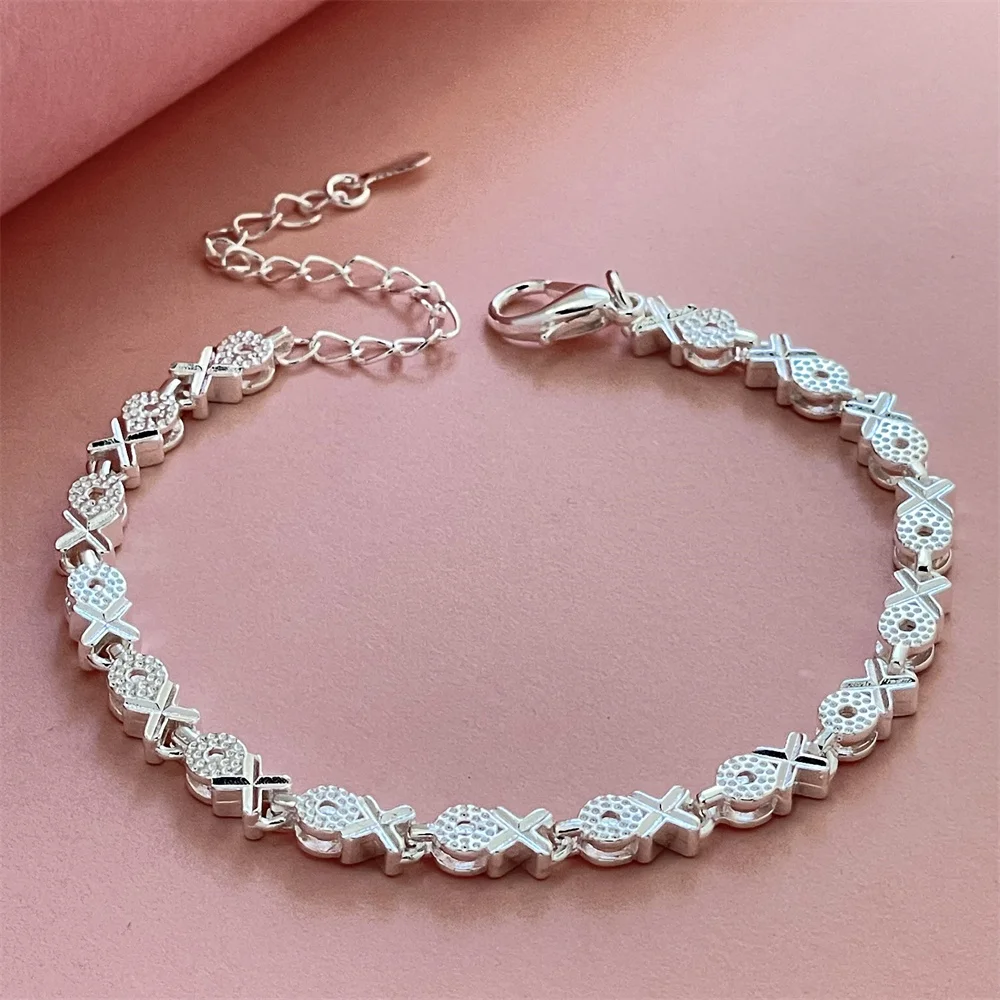Fashion Jewelry 925 Sterling Silver Bracelet Exquisite Suitable for Women Fashion Wedding Party Gift Jewelry
Fashion Jewelry 925 Sterling Silver Bracelet Exquisite Suitable for Women Fashion Wedding Party Gift Jewelry