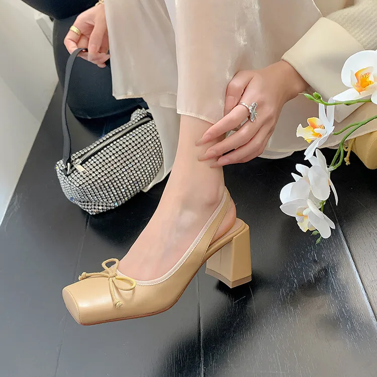 2023Spring New Ballet Square Head Thick Heel Sandals Korean Edition Baotou Back Hollow Bow Tie Single Shoes Women's Single Shoes
2023Spring New Ballet Square Head Thick Heel Sandals Korean Edition Baotou Back Hollow Bow Tie Single Shoes Women's Single Shoes