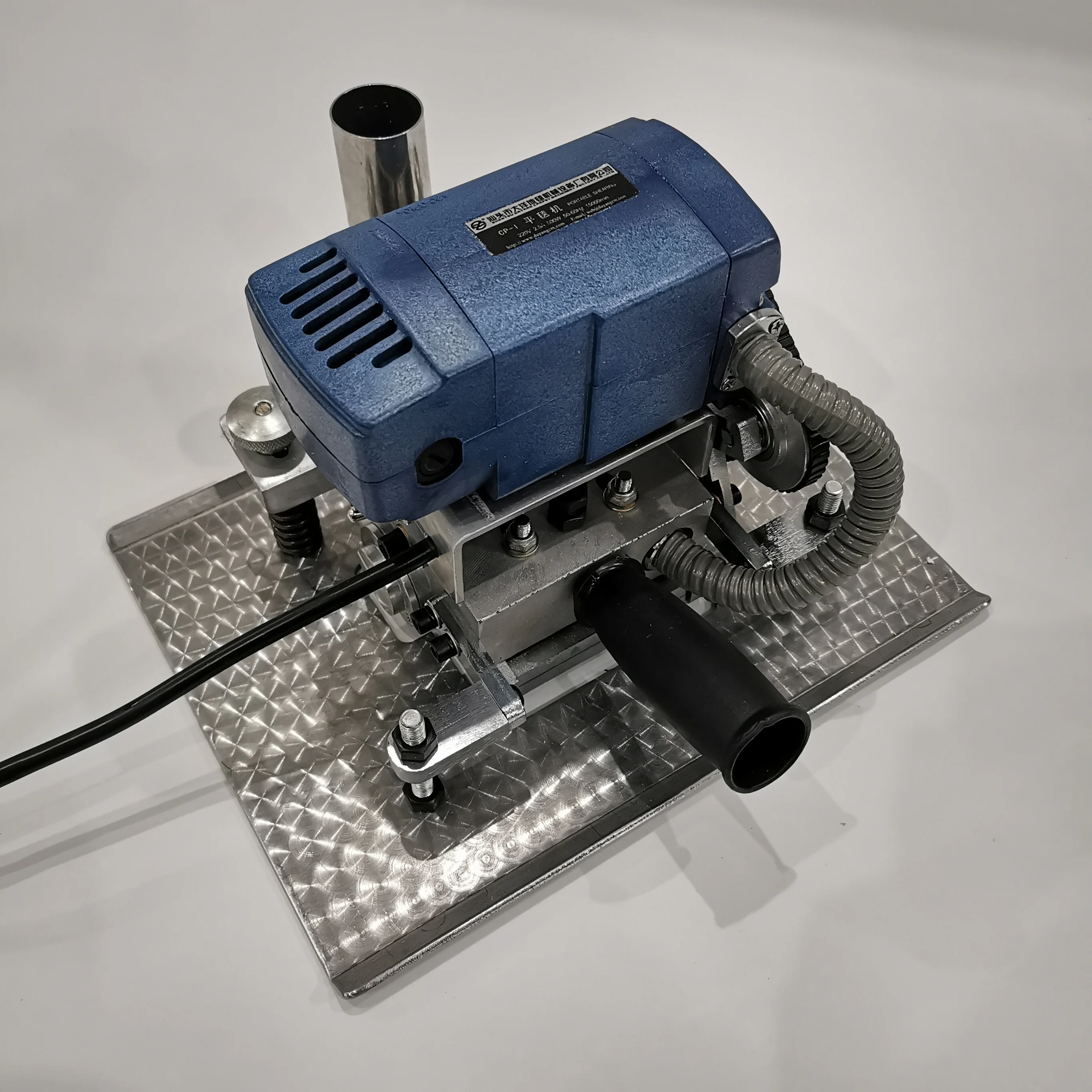 CP-I Carpet Rug Shearing Machine 500W | Portable Electric Flat Shearer for Carpet Restoration & Finishing
CP-I Carpet Rug Shearing Machine 500W | Portable Electric Flat Shearer for Carpet Restoration & Finishing