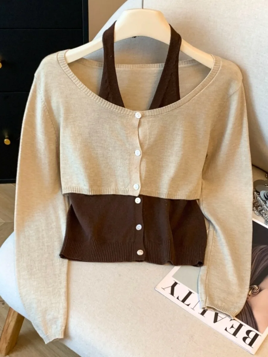 Retro American Oaeal Ne Hanging Fake Two-Piece Small irt Slimming Women's Single Button Design Long Sve Top
Retro American Oaeal Ne Hanging Fake Two-Piece Small irt Slimming Women's Single Button Design Long Sve Top