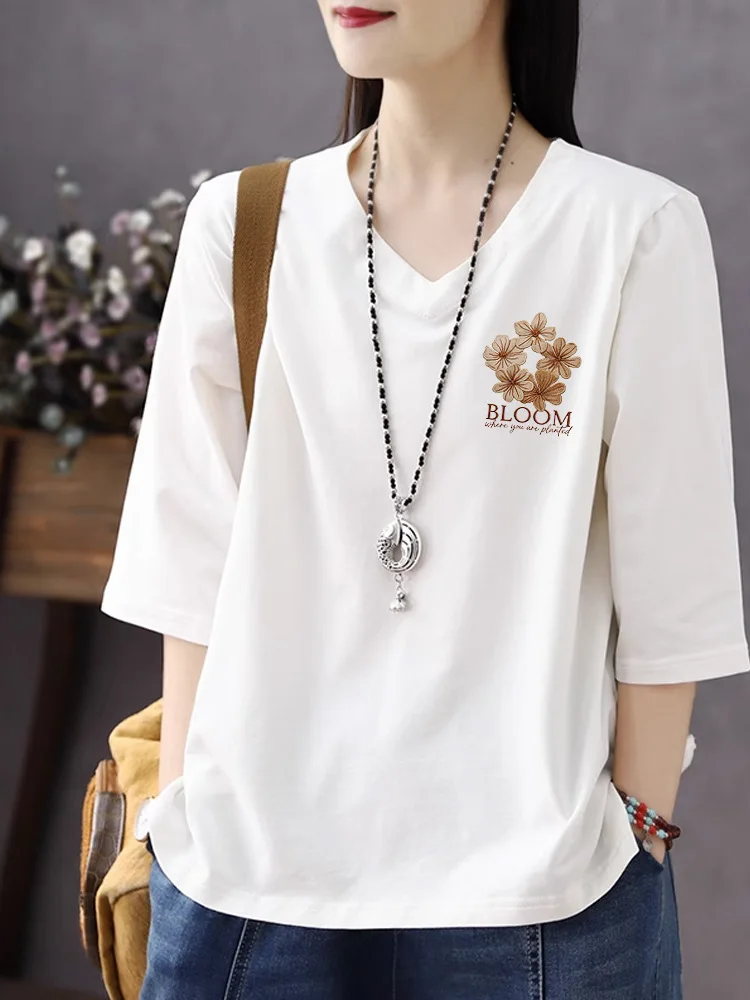 White Pure Cotton Casual V-neck Seven-quarter Sleeve T-shirt Slimming Concealing Loose Fit Women's Top for plus Size
White Pure Cotton Casual V-neck Seven-quarter Sleeve T-shirt Slimming Concealing Loose Fit Women's Top for plus Size