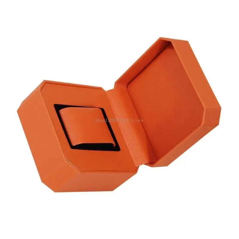 Stylish Leather Watch Box Watch Watch Storage Box PU Watch Case PU Material Perfect for Watches Storaging
Stylish Leather Watch Box Watch Watch Storage Box PU Watch Case PU Material Perfect for Watches Storaging