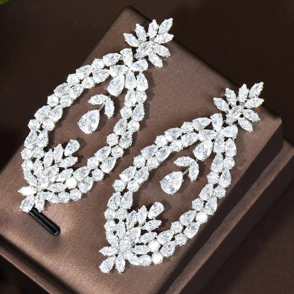 HIBRIDE Fashion Clear White Water Drop Cubic Zirconia Women Long Drop Earrings Brinco For Brides Party Jewelry Accessories E-422
HIBRIDE Fashion Clear White Water Drop Cubic Zirconia Women Long Drop Earrings Brinco For Brides Party Jewelry Accessories E-422