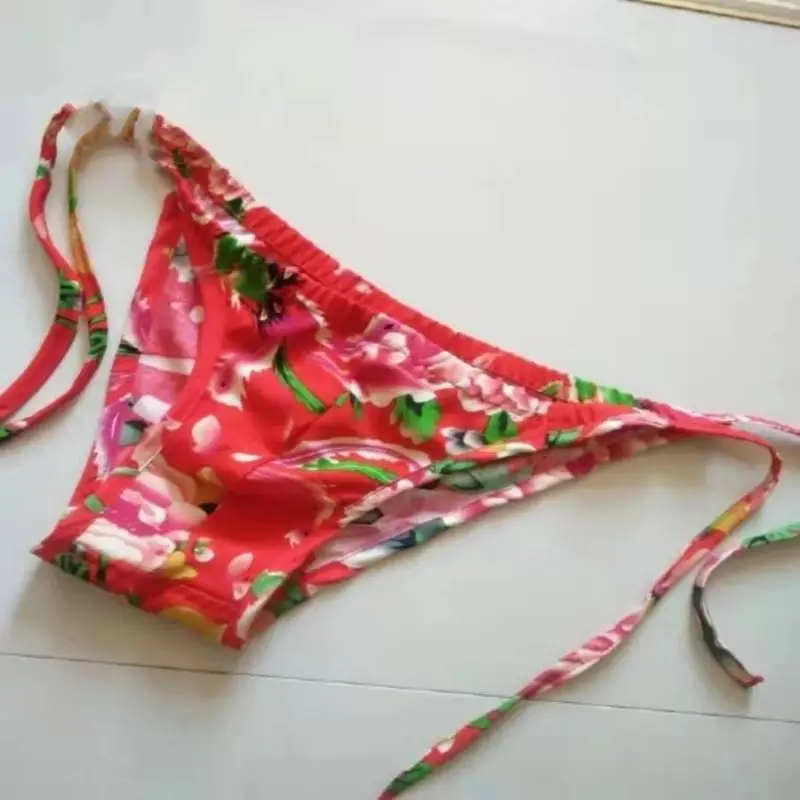 Large Flower Men's Retro Floral Briefs Sissy Low Waist Lace Up Thong Mini Underwear Comfortable breathable Cotton Panties
Large Flower Men's Retro Floral Briefs Sissy Low Waist Lace Up Thong Mini Underwear Comfortable breathable Cotton Panties