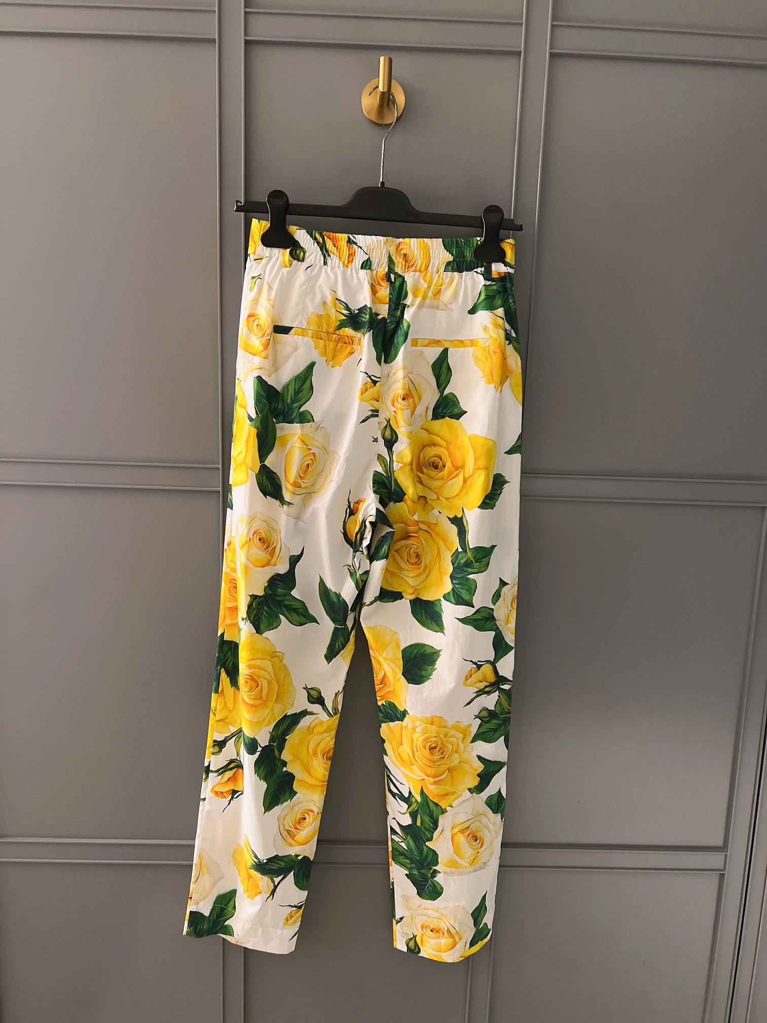2024 Fashion Women New White Hemmed Wide Leg Trousers High Strecth Slim Luxury Brand Designer
2024 Fashion Women New White Hemmed Wide Leg Trousers High Strecth Slim Luxury Brand Designer