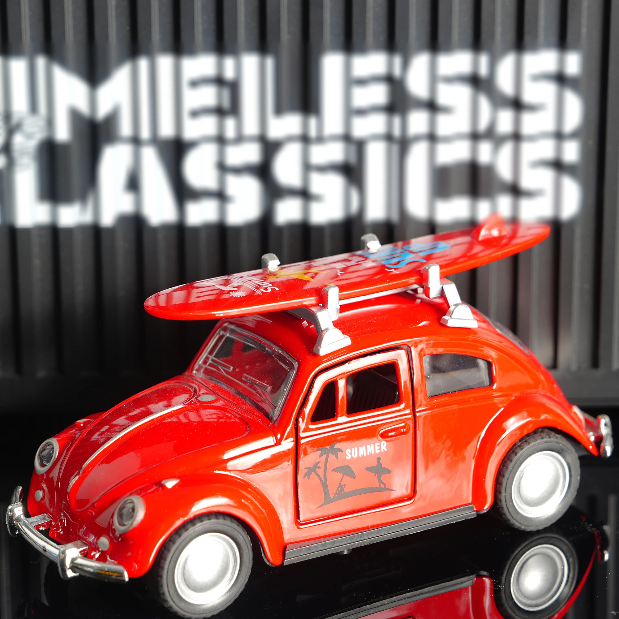 Vintage 1:32 Red Beetle Diecast Car with Surfboard, Retro Pull-Back Model Toy, Open Doors Collectible for Kids & Car Fans
Vintage 1:32 Red Beetle Diecast Car with Surfboard, Retro Pull-Back Model Toy, Open Doors Collectible for Kids & Car Fans