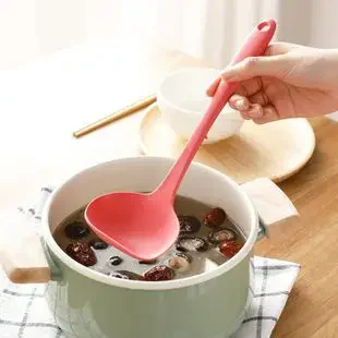 240ml Cocktail Glasses Goblet Spiral Martini Glass Gifts for Friends Beverage Cup Cocktail kit
240ml Cocktail Glasses Goblet Spiral Martini Glass Gifts for Friends Beverage Cup Cocktail kit