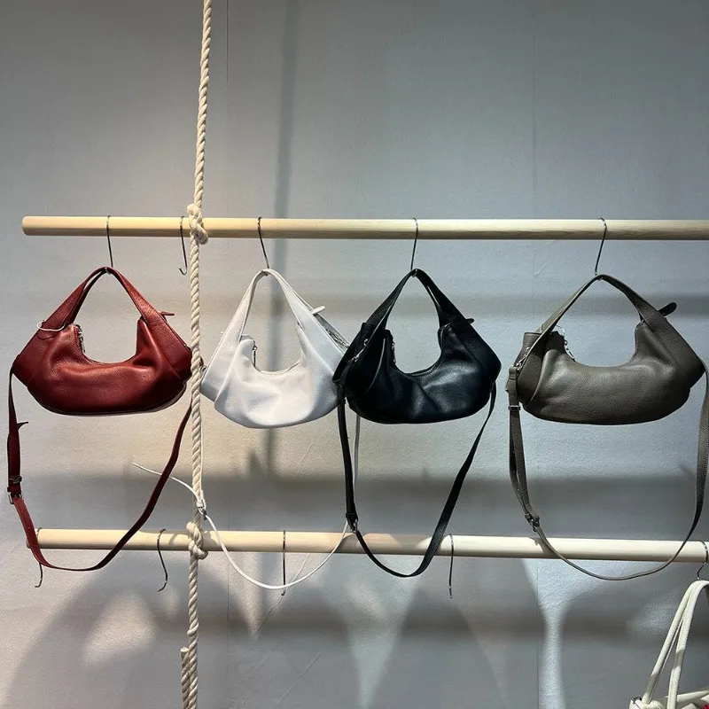 2026 Leather Lazy Wind Dumpling Bag Fashion Women's Large Capacity Slack Retro Commuter Shoulder Bag High Quality and High Value
2026 Leather Lazy Wind Dumpling Bag Fashion Women's Large Capacity Slack Retro Commuter Shoulder Bag High Quality and High Value