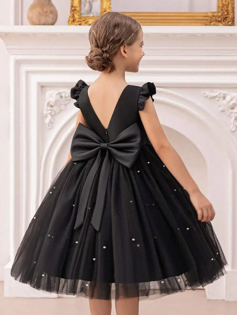 Black V-Neck Flutter Sleeve Bow Tulle Evening Dress With Pearls
Black V-Neck Flutter Sleeve Bow Tulle Evening Dress With Pearls