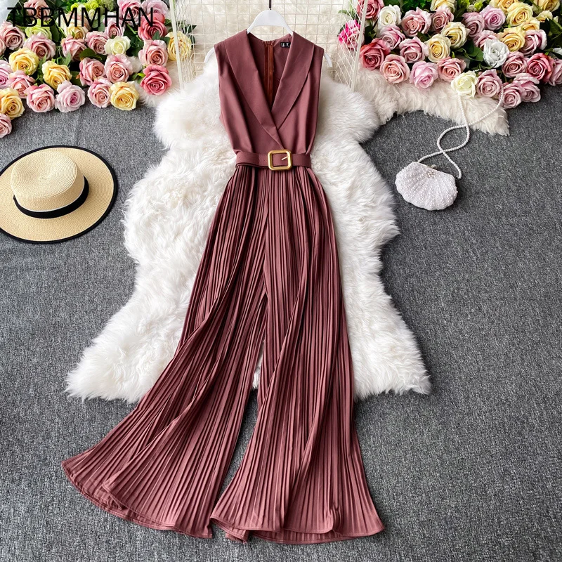 French Retro Waistband Style Professional Office Lady Suit Collar Jumpsuit Fashion Flared Pants Wide Leg Jumpsuit Pants
French Retro Waistband Style Professional Office Lady Suit Collar Jumpsuit Fashion Flared Pants Wide Leg Jumpsuit Pants