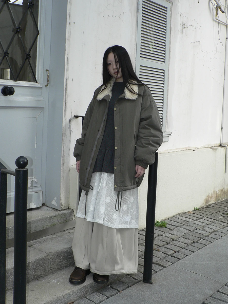 Куртка Angproject в стиле ретро, с подкладкой из овечьей шерсти, свободного кроя, из хлопка, женская, осенне-зимняя верхняя одежда
Куртка Angproject в стиле ретро, с подкладкой из овечьей шерсти, свободного кроя, из хлопка, женская, осенне-зимняя верхняя одежда