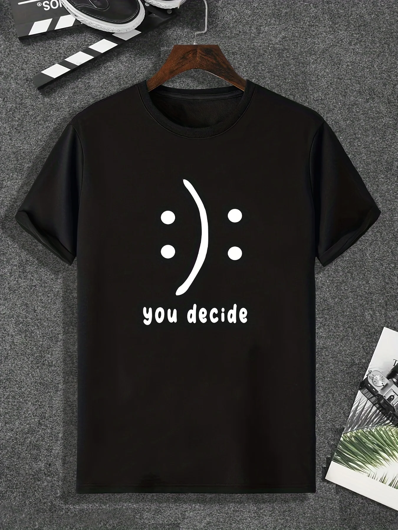 YOU DECIDE Emoticon Print Men's Fashion Casual Round Neck Short Sleeve T-shirt For Summer, Graphic Tee Loungewear Pajamas Top
YOU DECIDE Emoticon Print Men's Fashion Casual Round Neck Short Sleeve T-shirt For Summer, Graphic Tee Loungewear Pajamas Top