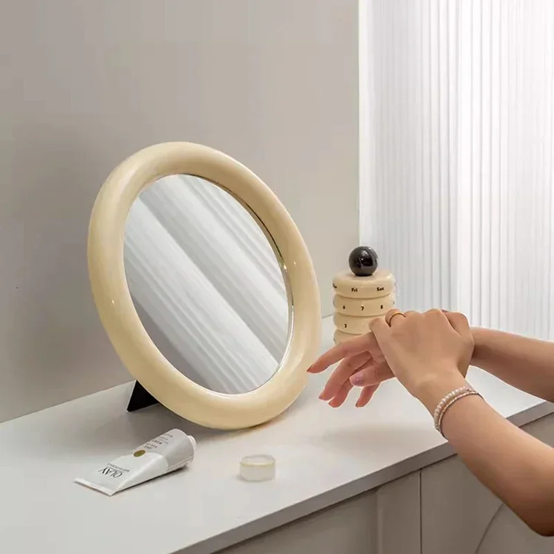 Cute Makeup Mirror Desk Hanging Circular Funky Cute Items Art Bathroom Luxury Mirror Flexible Travel Espelhos Home Decorations
Cute Makeup Mirror Desk Hanging Circular Funky Cute Items Art Bathroom Luxury Mirror Flexible Travel Espelhos Home Decorations