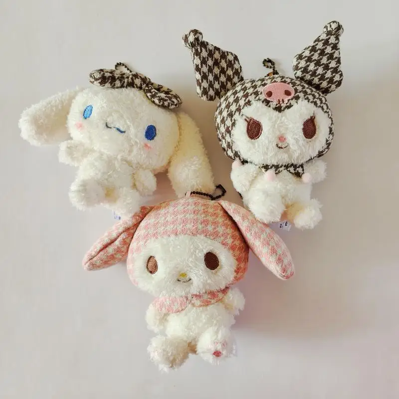 Original Plaid Sanrio Melody Kuromi Cinnamoroll Doll Schoolbag Pendant Decorative Keychain Cartoon Kawaii Anime Plush Toys Gift
Original Plaid Sanrio Melody Kuromi Cinnamoroll Doll Schoolbag Pendant Decorative Keychain Cartoon Kawaii Anime Plush Toys Gift