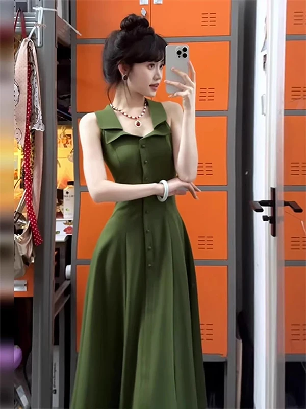 Elegant Green Sleeveless Neck Hanging Strap Dress Women's Summer New Style Waist Cinching Vest Long Dress Chinese New Style
Elegant Green Sleeveless Neck Hanging Strap Dress Women's Summer New Style Waist Cinching Vest Long Dress Chinese New Style