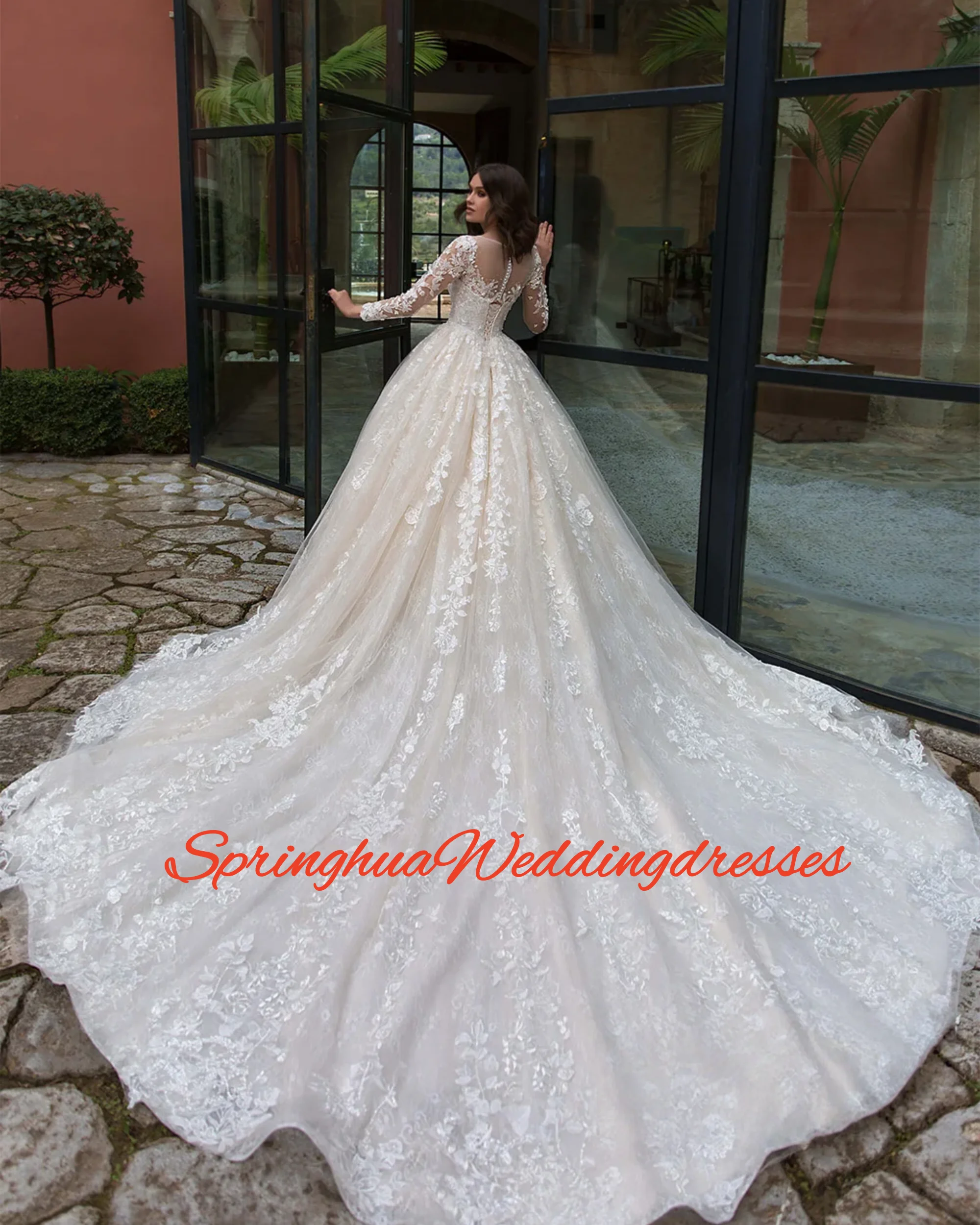 Customized Gorgeous Lace Wedding Dress High Quality Full Sleeves Scoop Neck Beading Applique Long Train Bride Bridal Gown
Customized Gorgeous Lace Wedding Dress High Quality Full Sleeves Scoop Neck Beading Applique Long Train Bride Bridal Gown