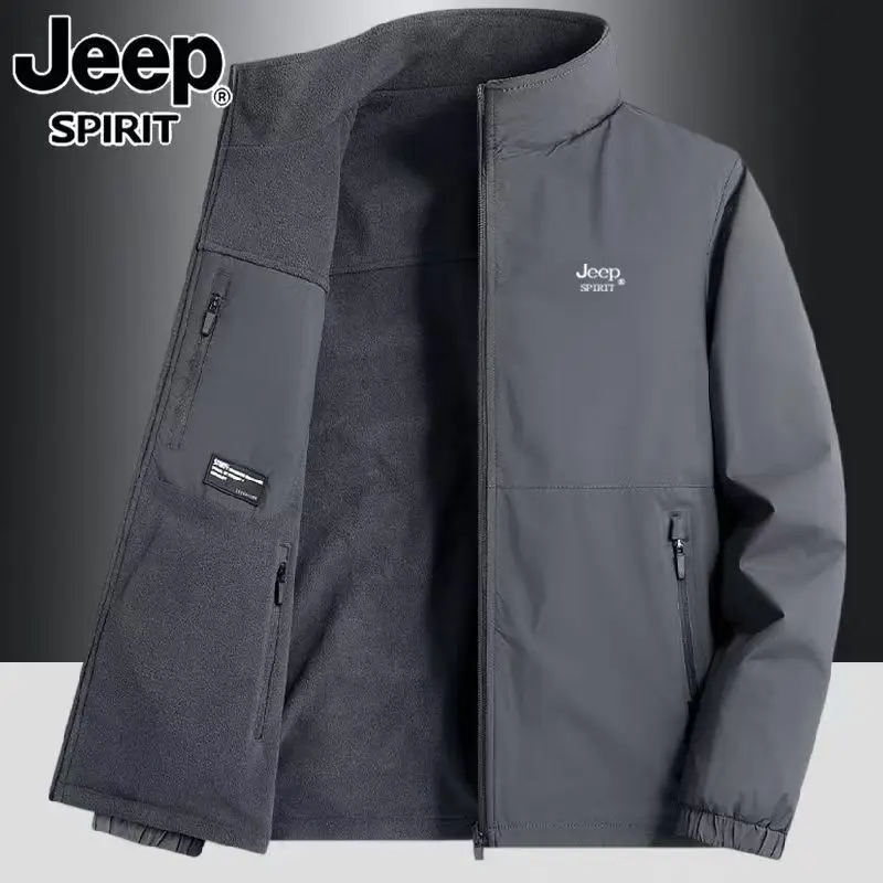 JEEP's new men's Jeep warm windproof jacket with a stand-up collar for autumn and winter, a double-sided casual jacket
JEEP's new men's Jeep warm windproof jacket with a stand-up collar for autumn and winter, a double-sided casual jacket