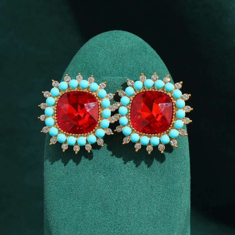 Vintage Blue Turquoise Square Red Crystal Earrings Stud Woman 18k Real Gold Color Wedding Luxury Jewelry Designers Accessories
Vintage Blue Turquoise Square Red Crystal Earrings Stud Woman 18k Real Gold Color Wedding Luxury Jewelry Designers Accessories