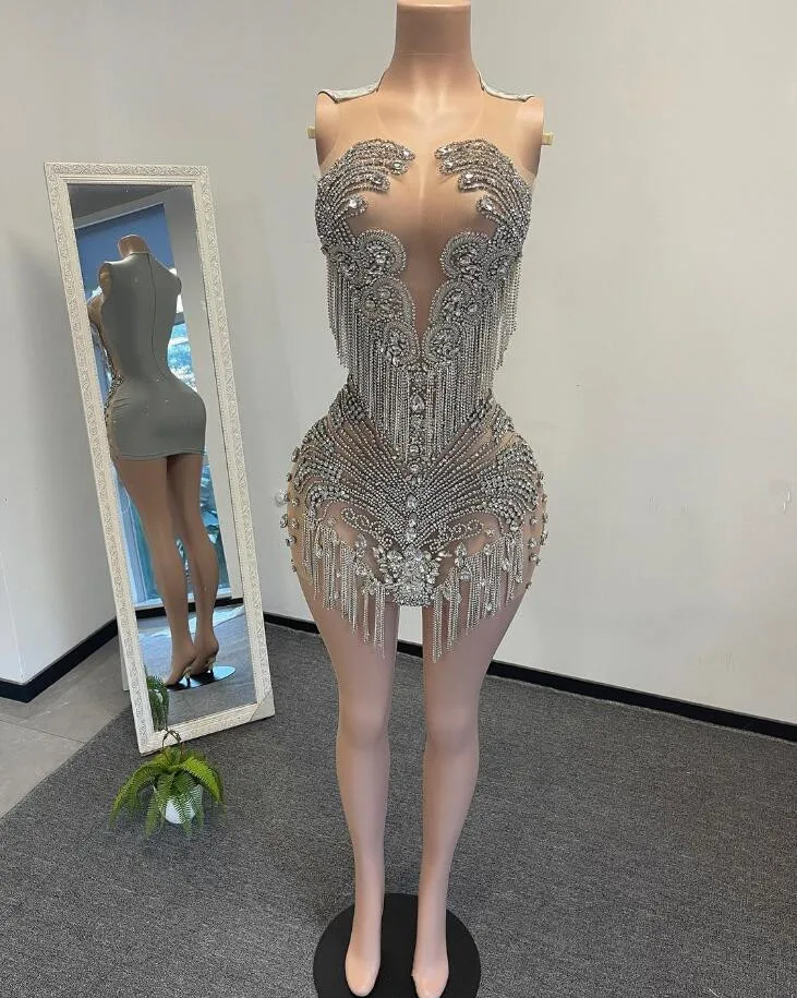 Silver Grey Short Prom Dresses for Women Sparkly Diamond Crystal See Through Black girl Celebrity Homecoming Gown 2024
Silver Grey Short Prom Dresses for Women Sparkly Diamond Crystal See Through Black girl Celebrity Homecoming Gown 2024