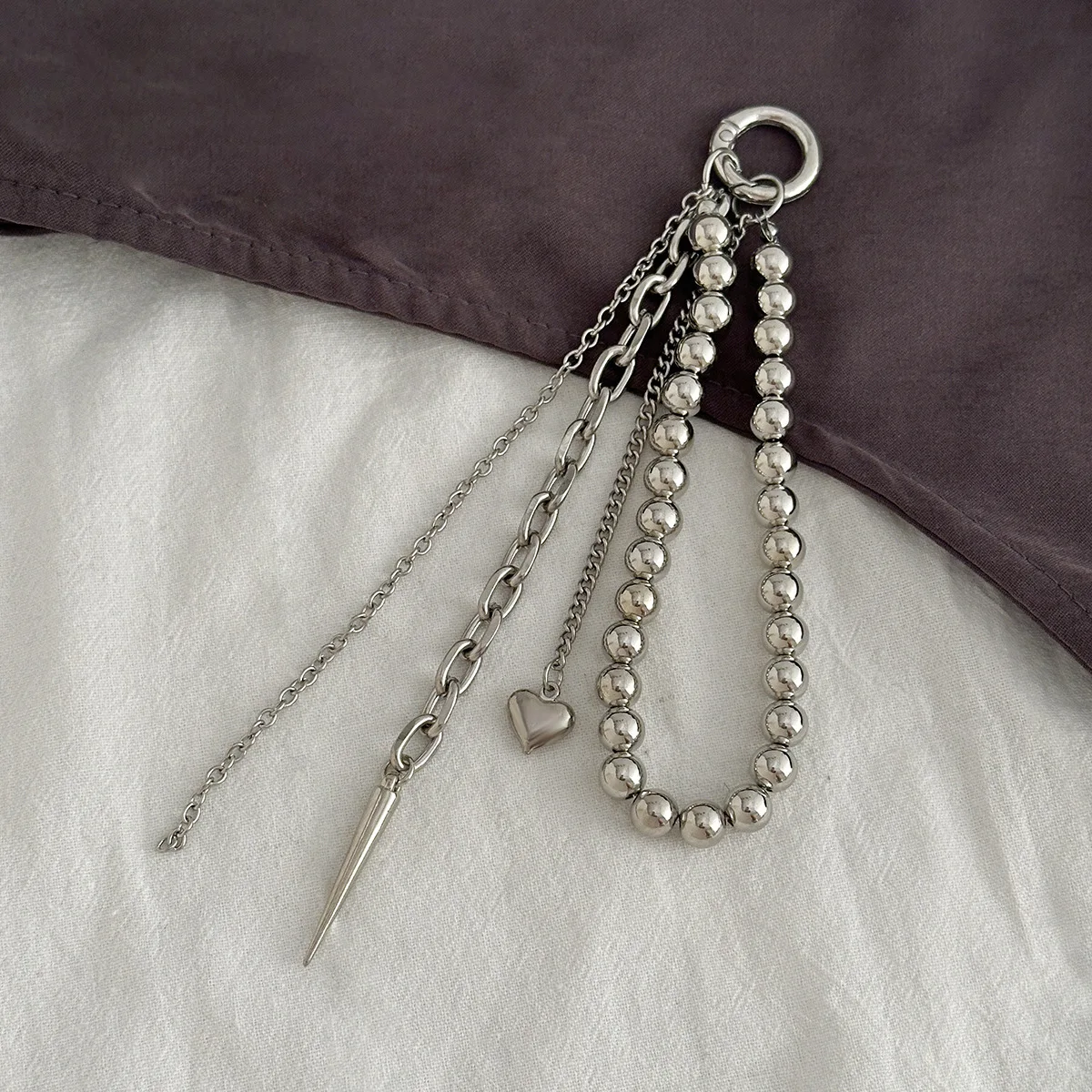 Baroque-Style Phone Strap Creative Cross Micro-Pave Beaded Fringe Bag Accessory Minimalist Versatile Imitation Pearl Heart Chain
Baroque-Style Phone Strap Creative Cross Micro-Pave Beaded Fringe Bag Accessory Minimalist Versatile Imitation Pearl Heart Chain