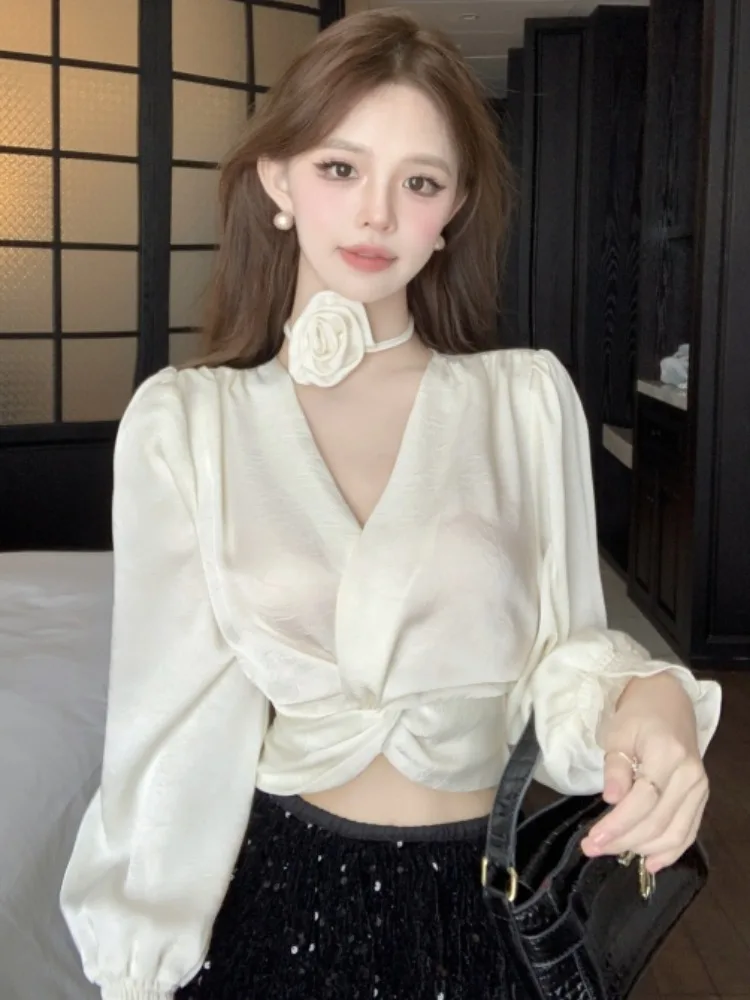 Sexy V-neck Bubble Sleeve Shirt Women's Short Top Spring Autumn Floral Design Casual Loose Fit Polyester Fiber Long Sleeve
Sexy V-neck Bubble Sleeve Shirt Women's Short Top Spring Autumn Floral Design Casual Loose Fit Polyester Fiber Long Sleeve