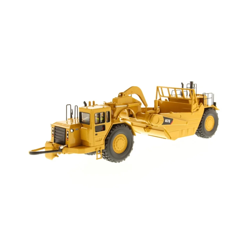 1:50 Scale 657G Wheel Tractor Scraper gift toy engineering vehicle collection model DieCast Masters DM 85175C
1:50 Scale 657G Wheel Tractor Scraper gift toy engineering vehicle collection model DieCast Masters DM 85175C