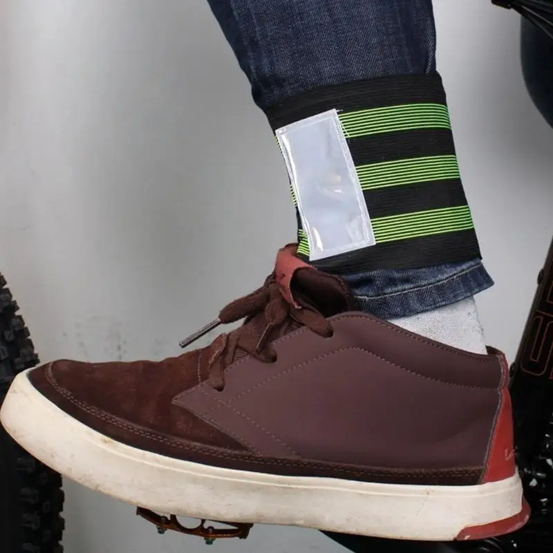 R6FE Wide Reflective Cycling Leg Guard Quickly Release Bike Pant Protectors
R6FE Wide Reflective Cycling Leg Guard Quickly Release Bike Pant Protectors