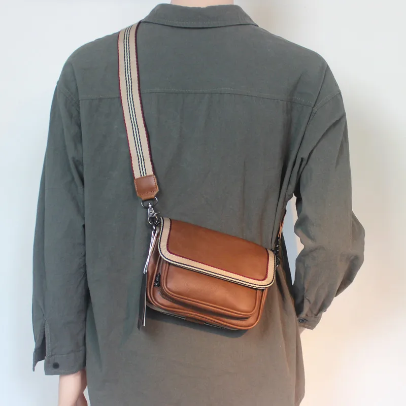 Retro Japanese Style PU Leather Crossbody Bag Men's Casual Zipper Backpack Small Square Bag Trendy Youth Shoulder Bag
Retro Japanese Style PU Leather Crossbody Bag Men's Casual Zipper Backpack Small Square Bag Trendy Youth Shoulder Bag