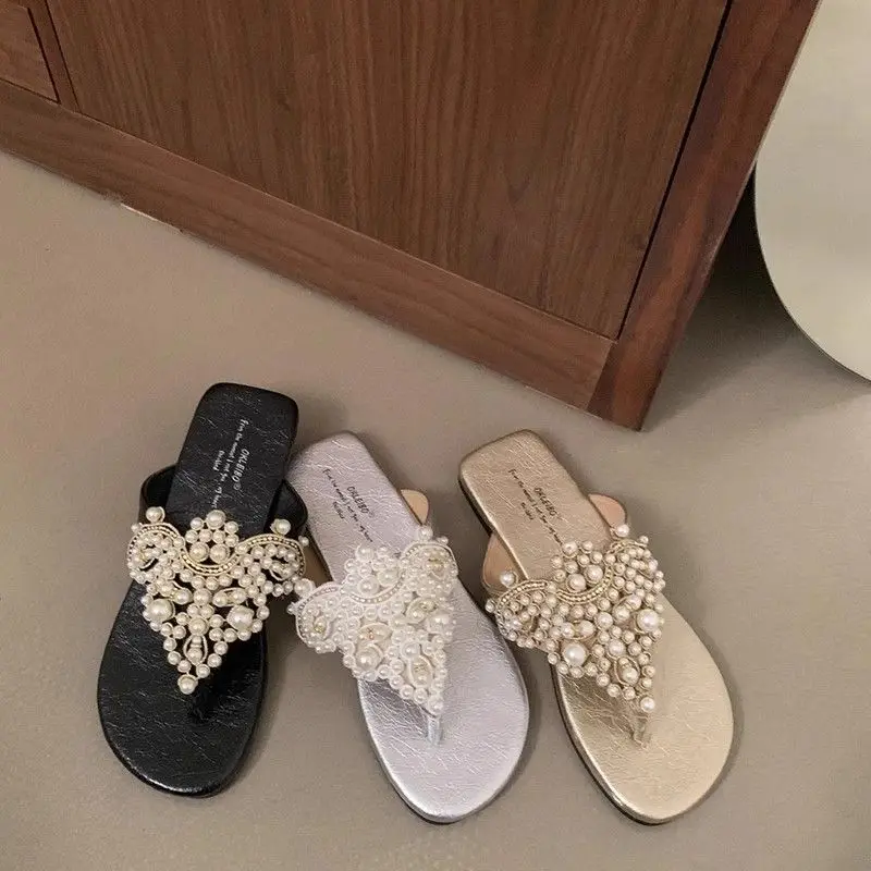 2024 New Summer Sweet Wind Beaded Design Double-toe Holiday Flip-flops Women's Shoes Elegant Fashion Casual Flat Sandals
2024 New Summer Sweet Wind Beaded Design Double-toe Holiday Flip-flops Women's Shoes Elegant Fashion Casual Flat Sandals