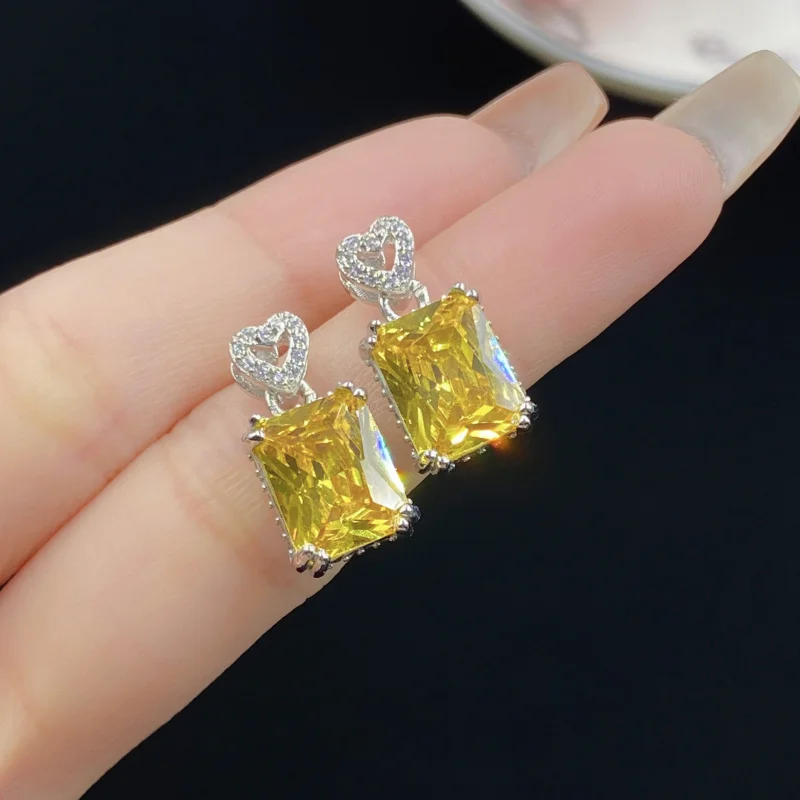 Golden Zircon Heart Simple Rectangular Yellow Crystal Open Ring Women's Elegant Pendant Earring Set
Golden Zircon Heart Simple Rectangular Yellow Crystal Open Ring Women's Elegant Pendant Earring Set