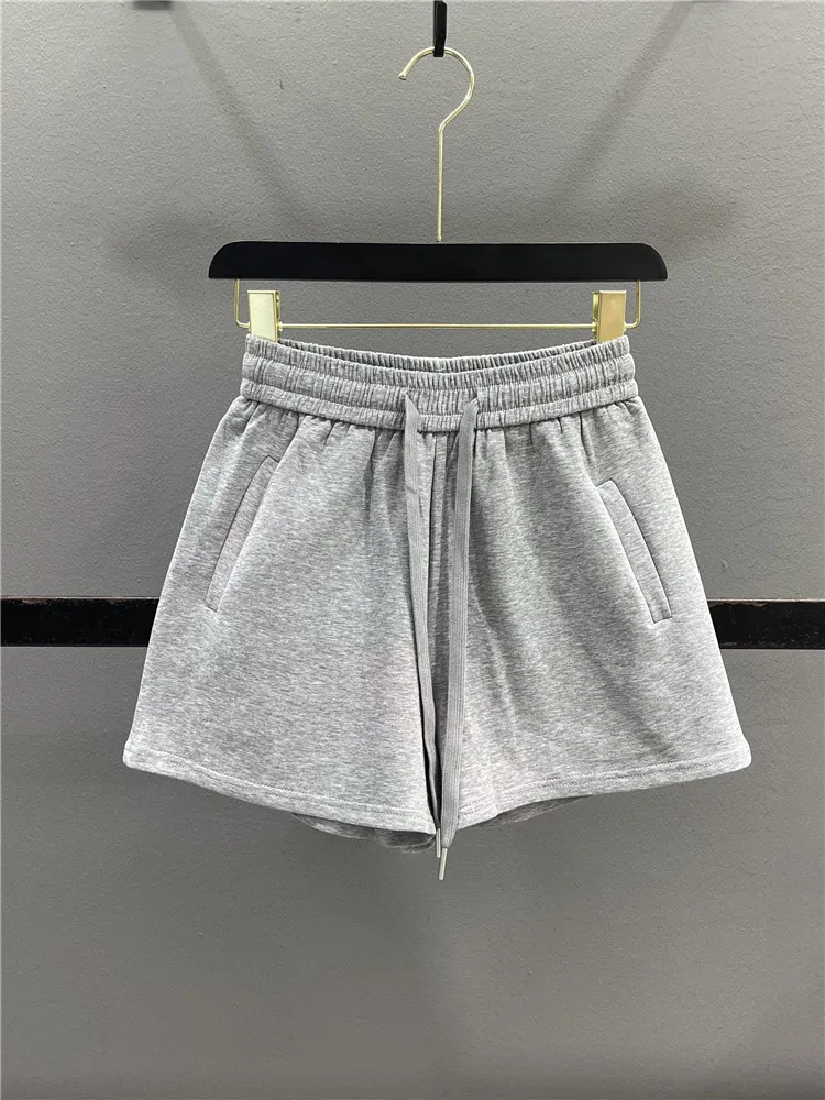 Grey Sports Shorts Women's Summer New Elastic Waist Drawstring Running Slim A-Line Casual Wide Leg Hot Pants Cotton Blend
Grey Sports Shorts Women's Summer New Elastic Waist Drawstring Running Slim A-Line Casual Wide Leg Hot Pants Cotton Blend