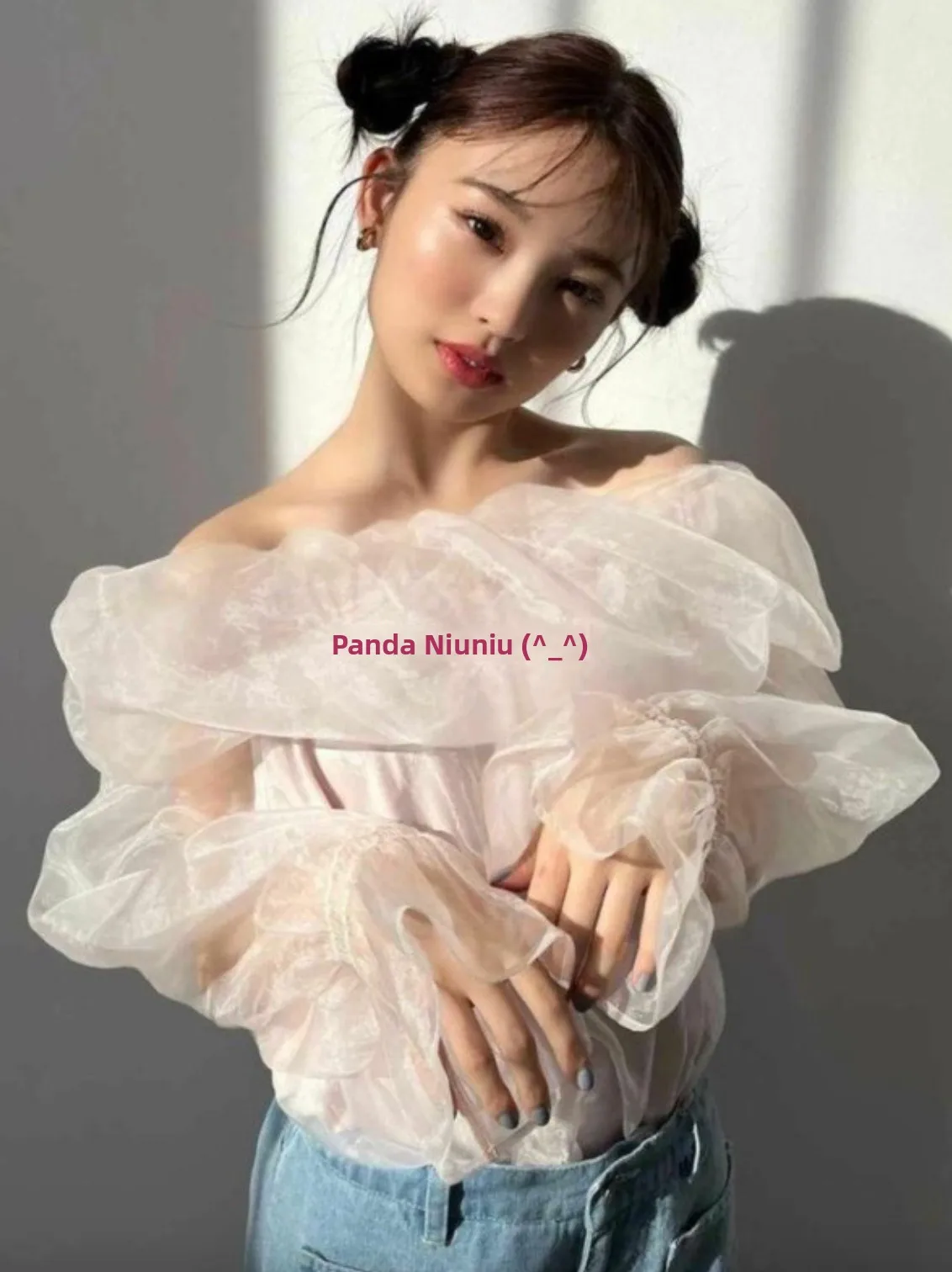 Sweet Fairy Cloud Series Pure round Japanese Style One Shoulder Lace Shirt Women's Sweet Style Long Sleeve Loose Fit Top
Sweet Fairy Cloud Series Pure round Japanese Style One Shoulder Lace Shirt Women's Sweet Style Long Sleeve Loose Fit Top