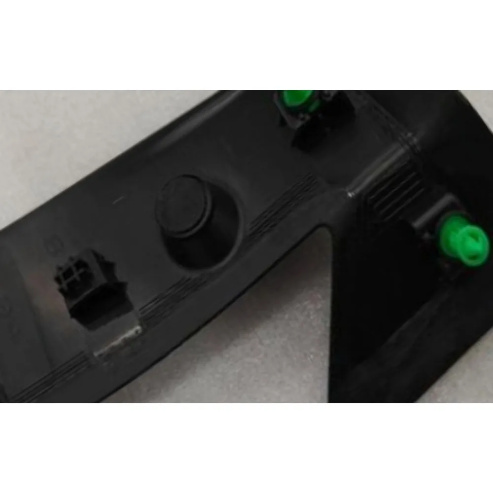 For BYD Sea Lion 05ev Guard Assembly Luggage Compartment Rear Tail Light Inspection Port Plastic Cover UNEA-2804830 UNEA-2804840
For BYD Sea Lion 05ev Guard Assembly Luggage Compartment Rear Tail Light Inspection Port Plastic Cover UNEA-2804830 UNEA-2804840