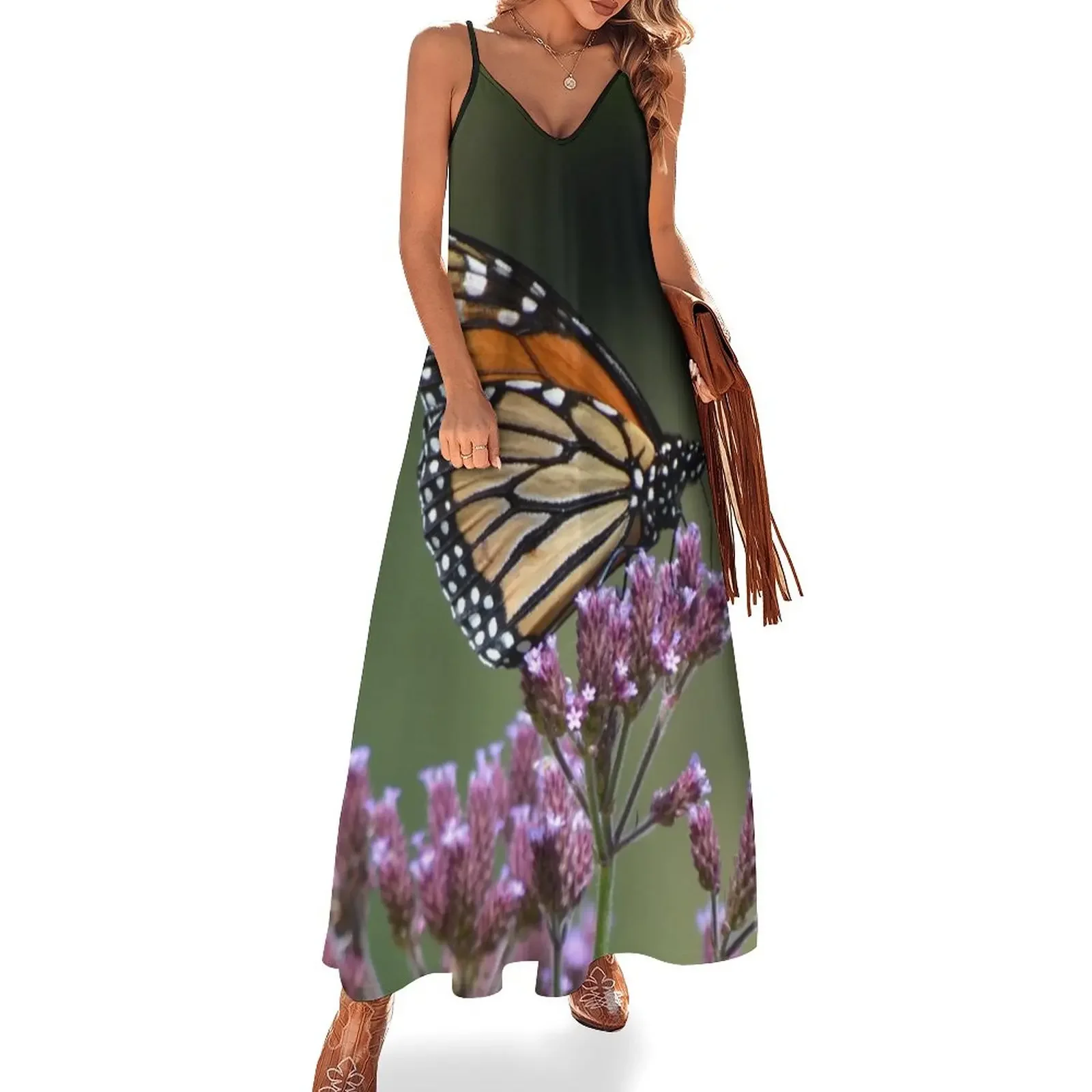 Monarch on the purple flower Sleeveless Dress party dress women elegant luxury Party dresses Women's summer suit Dress
Monarch on the purple flower Sleeveless Dress party dress women elegant luxury Party dresses Women's summer suit Dress