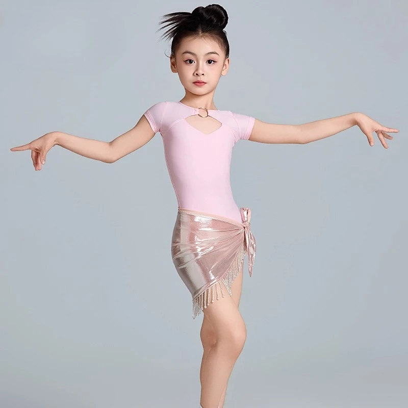 Новые летние костюмы для латинских танцев, тренировочные костюмы для девочек, комплекты интернет-знаменитостей, профессиональные костюмы для выступлений
Новые летние костюмы для латинских танцев, тренировочные костюмы для девочек, комплекты интернет-знаменитостей, профессиональные костюмы для выступлений